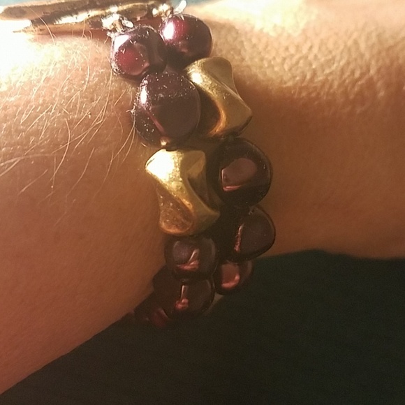 CWC stretch pressed leaf toggle bracelet - Picture 2 of 2